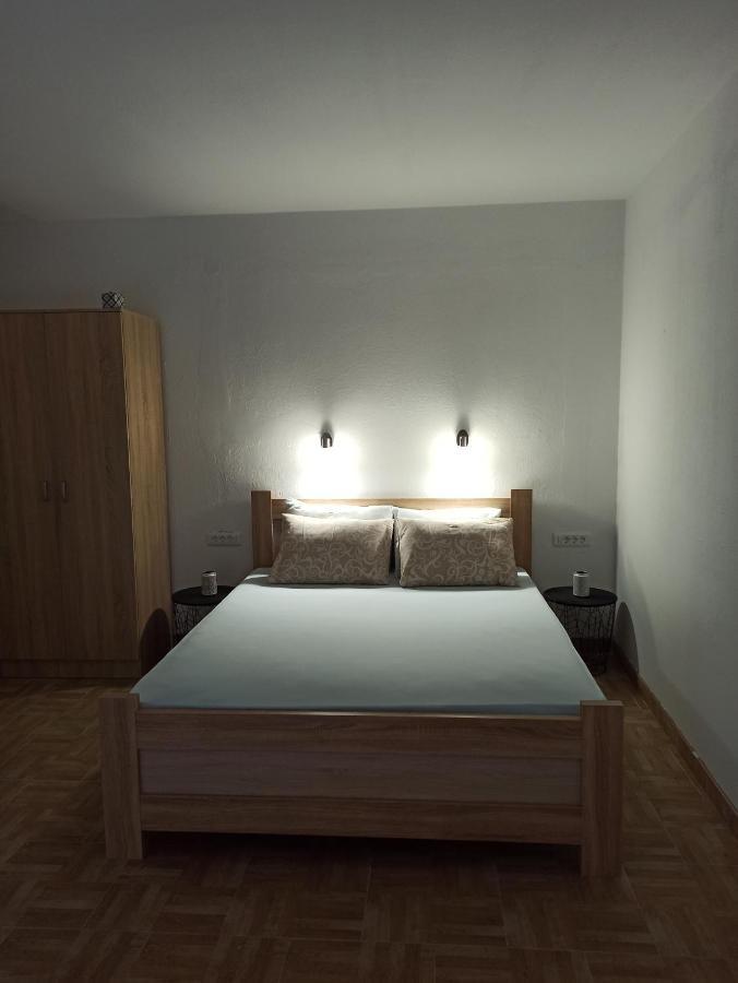 Lastva Holliday Rooms Budva Exterior foto