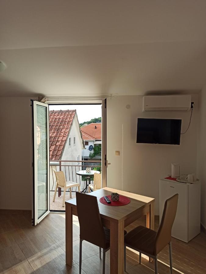 Lastva Holliday Rooms Budva Exterior foto