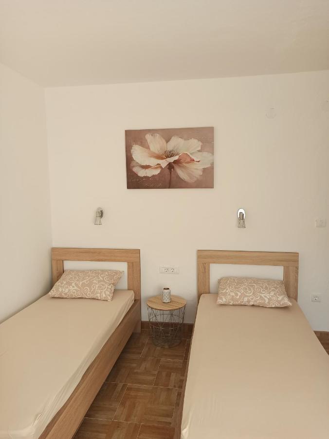 Lastva Holliday Rooms Budva Exterior foto