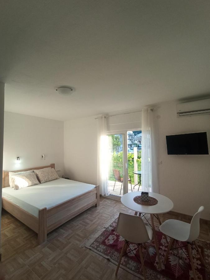 Lastva Holliday Rooms Budva Exterior foto