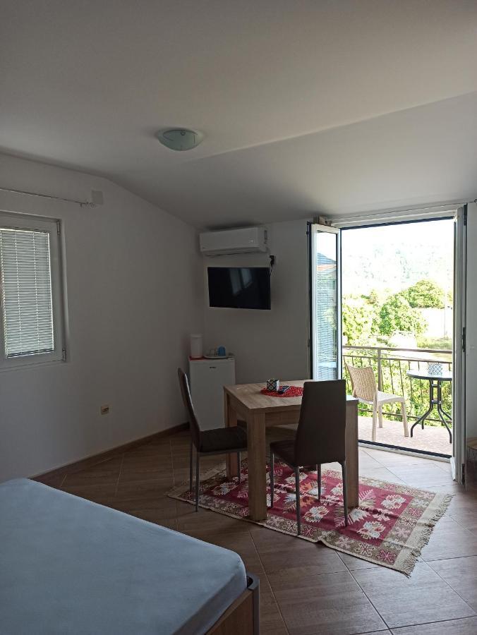 Lastva Holliday Rooms Budva Exterior foto