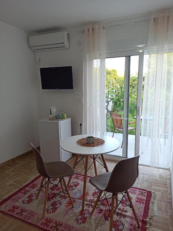 Lastva Holliday Rooms Budva Exterior foto